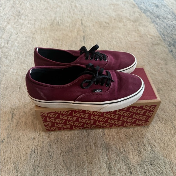 Vans - Picture 4 of 4